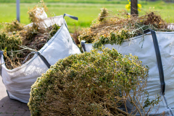 Best Estate Cleanout  in Roberts, WI